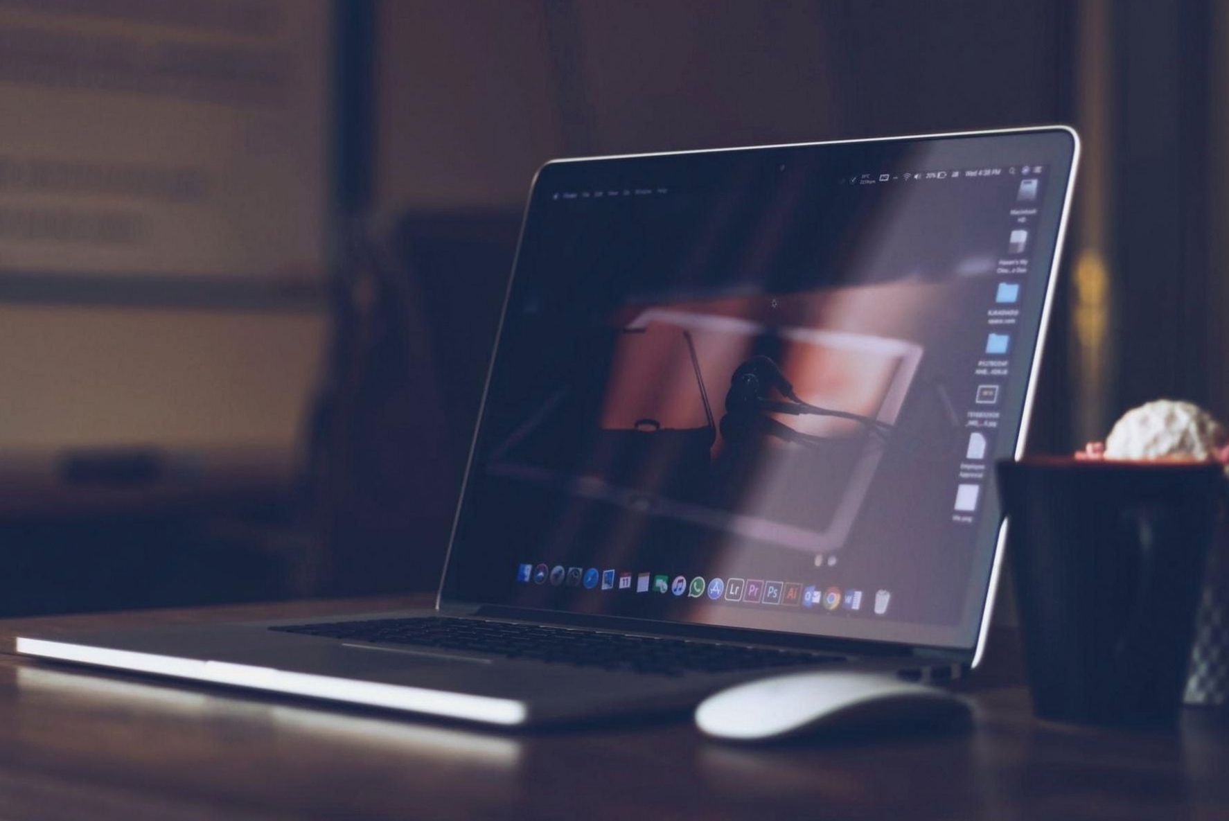 Illustration de pratiques de design front-end en contexte professionnel